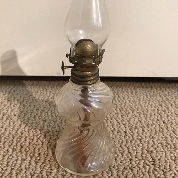 VINTAGE WAX-LESS OIL CANDLE VASE - Picture 1 of 4